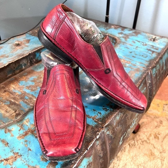 Fratelli,Rich Wine Leather,SlipOn Loafers,Elastic Darts,Support Comfort,Size 8.5 - Picture 1 of 10